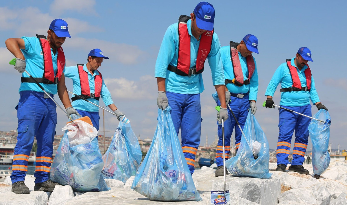 BAYRAM TATİLİNDE 1.440 TON ÇÖP TOPLANDI      